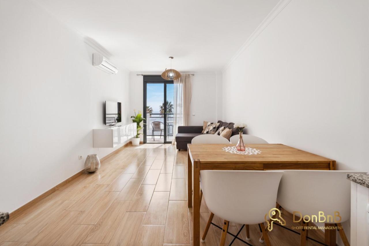 Cozy Apartment With Sea View And Private Parking In Фуeнхирола Екстериор снимка
