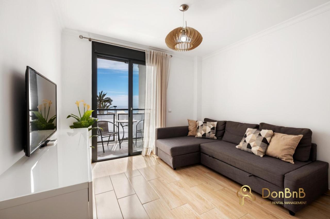 Cozy Apartment With Sea View And Private Parking In Фуeнхирола Екстериор снимка