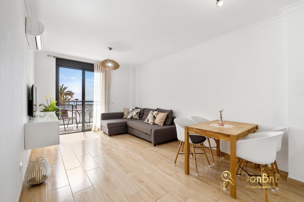 Cozy Apartment With Sea View And Private Parking In Фуeнхирола Екстериор снимка